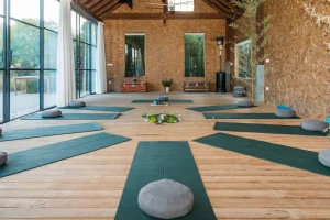 Retiros - Yoga Class