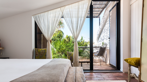 Almatere - 8 Rooms Almatere - Zona de Estar